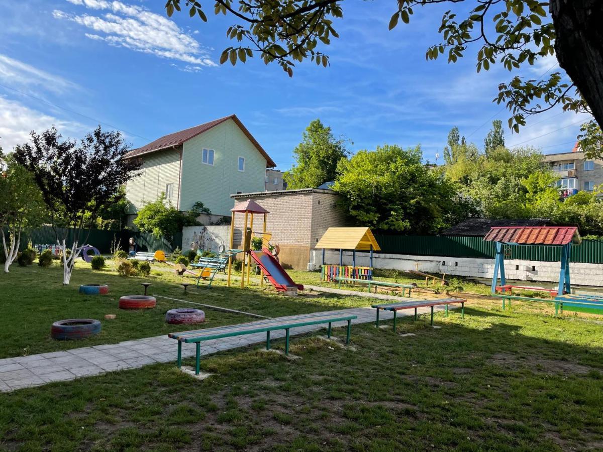 Центр Міста Апартаменты Kamianets-Podilskyi Exterior photo